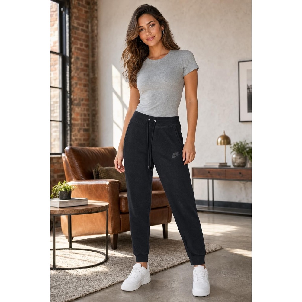 Nike Tapered Jogger Sweatpants Women's XS Black Athleisure
